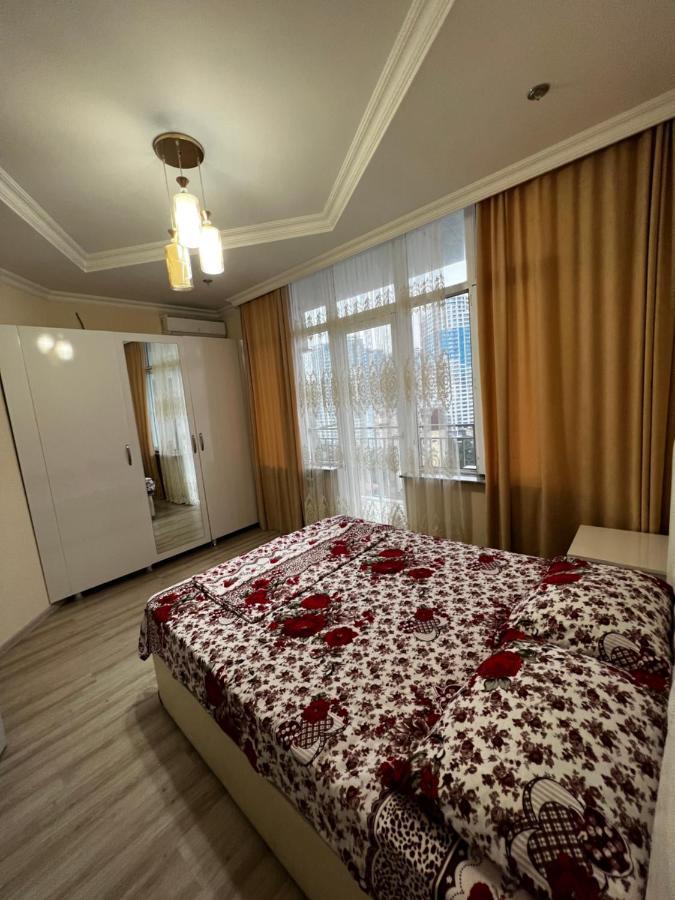 Sea Apartments Batumi Luaran gambar