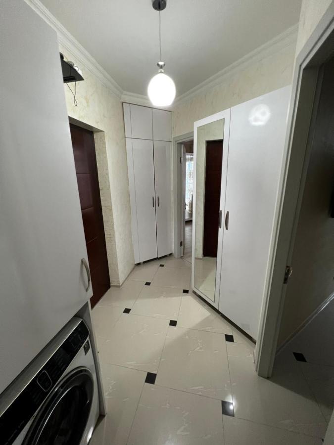 Sea Apartments Batumi Luaran gambar
