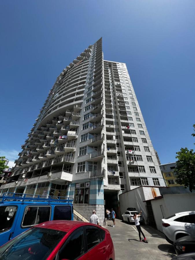 Sea Apartments Batumi Luaran gambar
